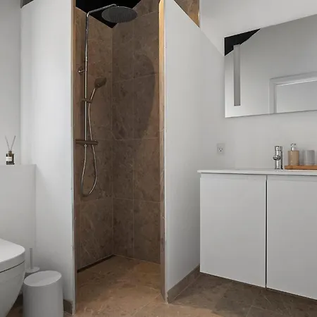 Vakantiehuis Beautiful In With Sauna